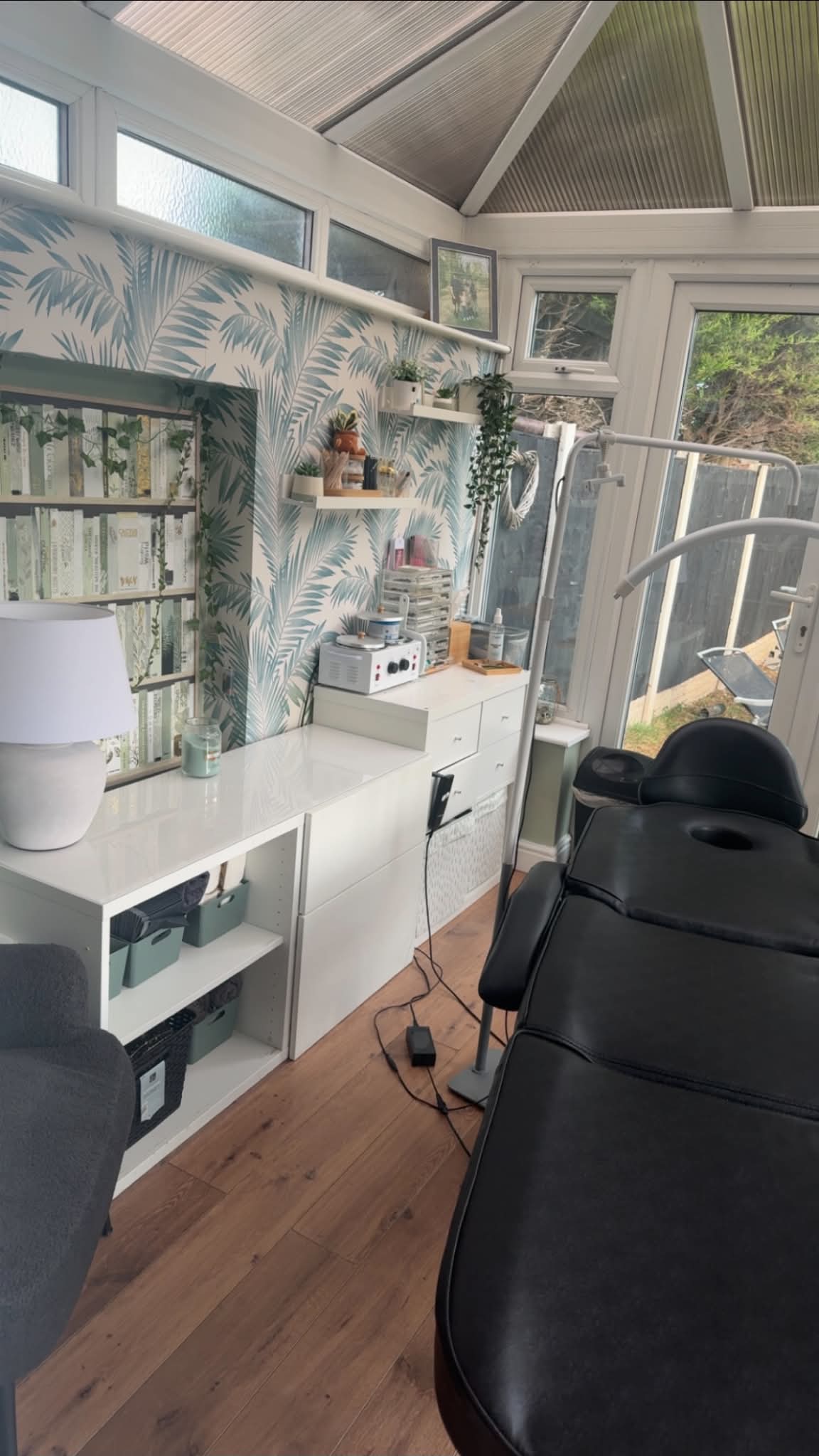 Salon in Ellesmere Port